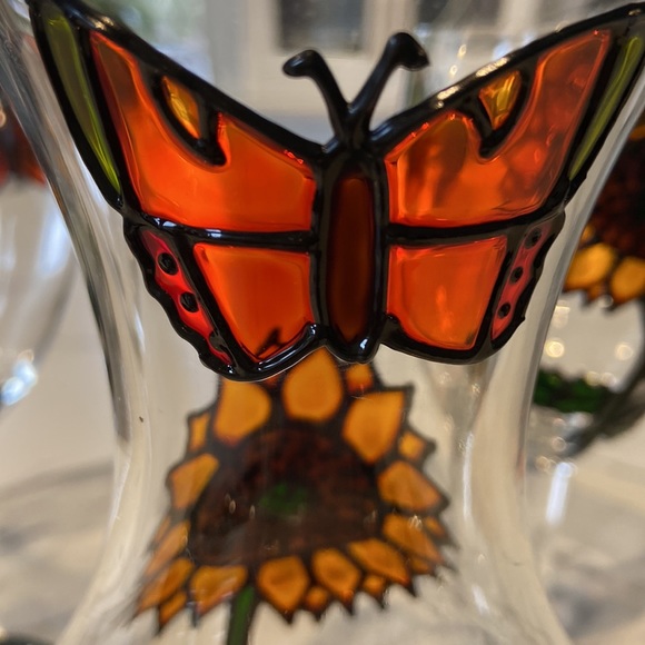 Vintage Hand Crafted Small Glass Carafe and 2 Glasses - Picture 4 of 9